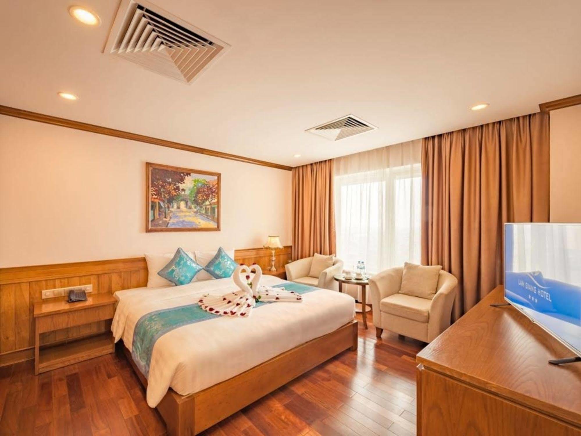 Lam Giang Hotel Vinh Zewnętrze zdjęcie