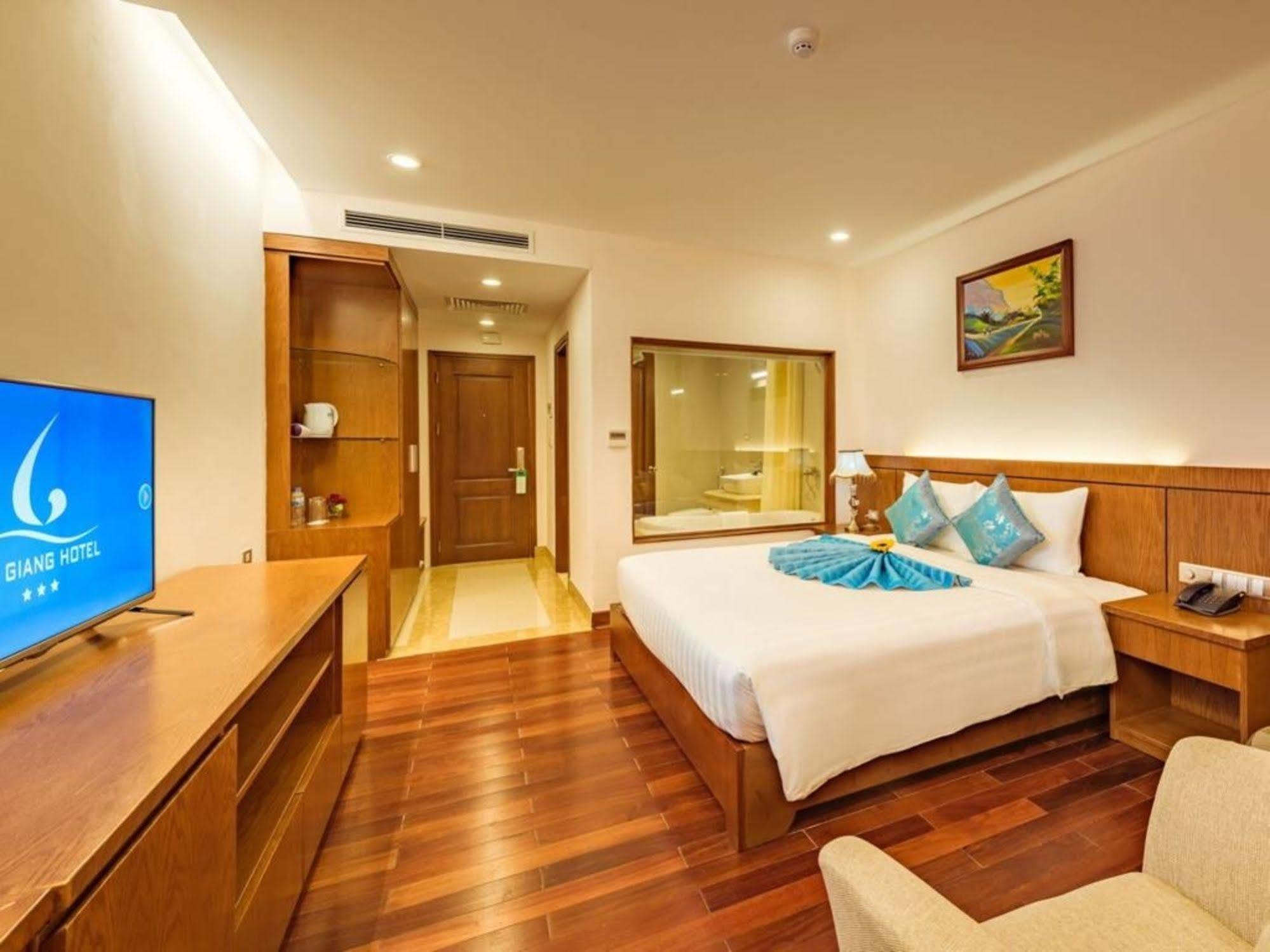 Lam Giang Hotel Vinh Zewnętrze zdjęcie