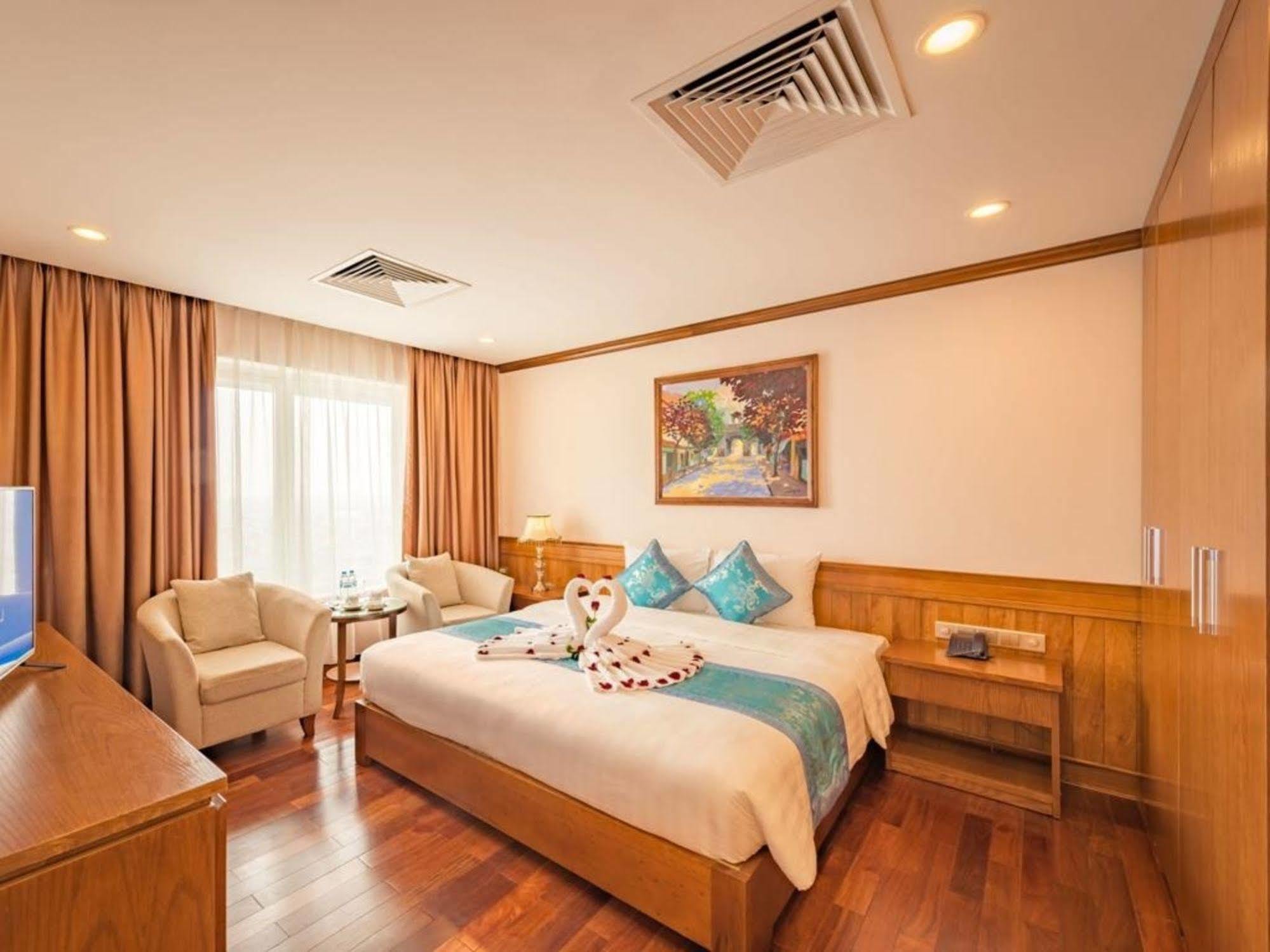 Lam Giang Hotel Vinh Zewnętrze zdjęcie